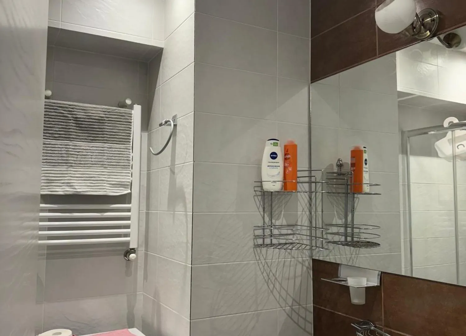 M2 Complex Spacious Apartment 2 On Kazbegi Avenue 25 In City Center Tiflis